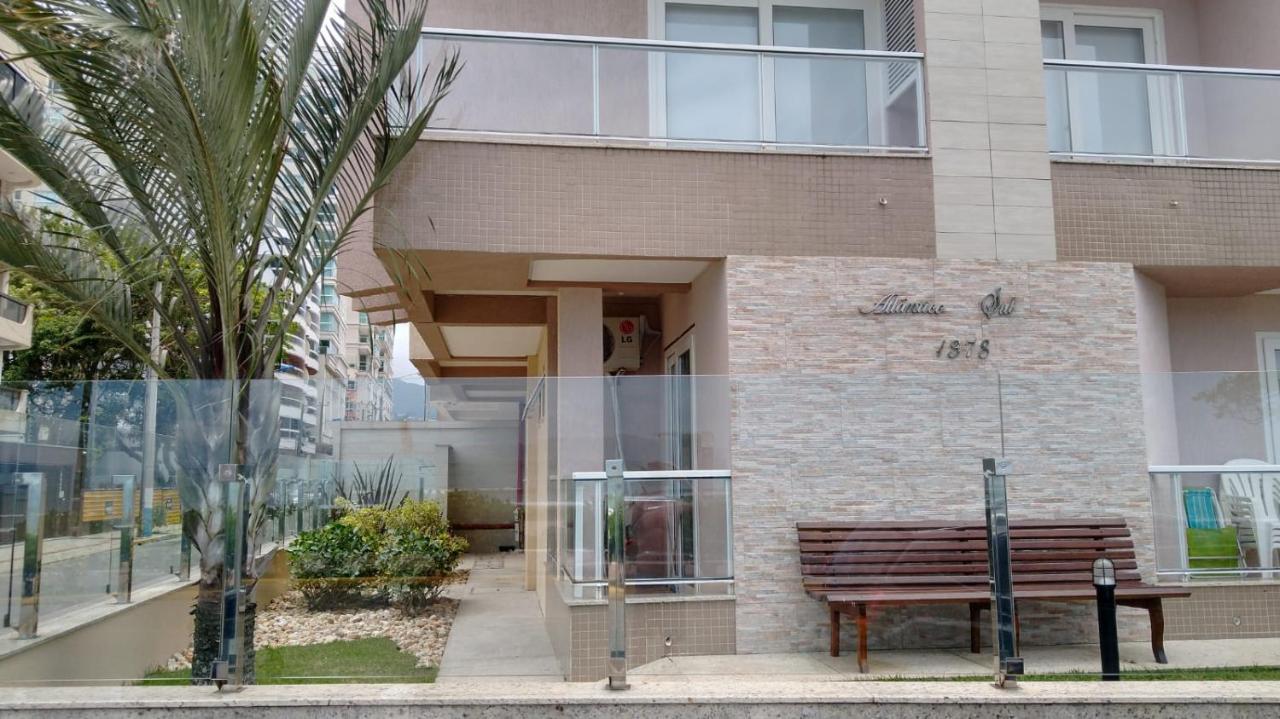 Apartamento De Cobertura Frente Para O Mar Itapema Dış mekan fotoğraf
